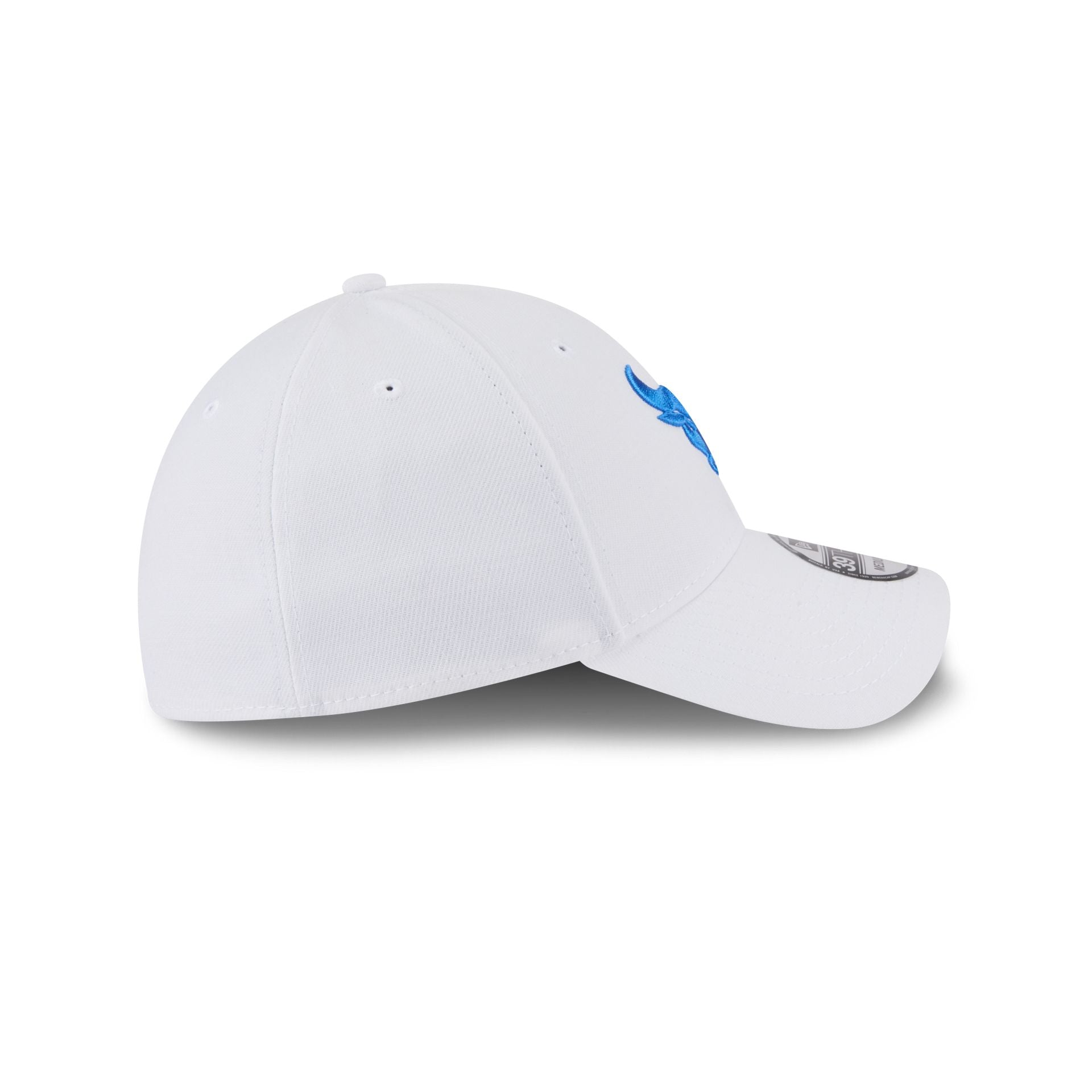 Buffalo Bulls Optic White 39THIRTY Stretch Fit Hat - Image 5