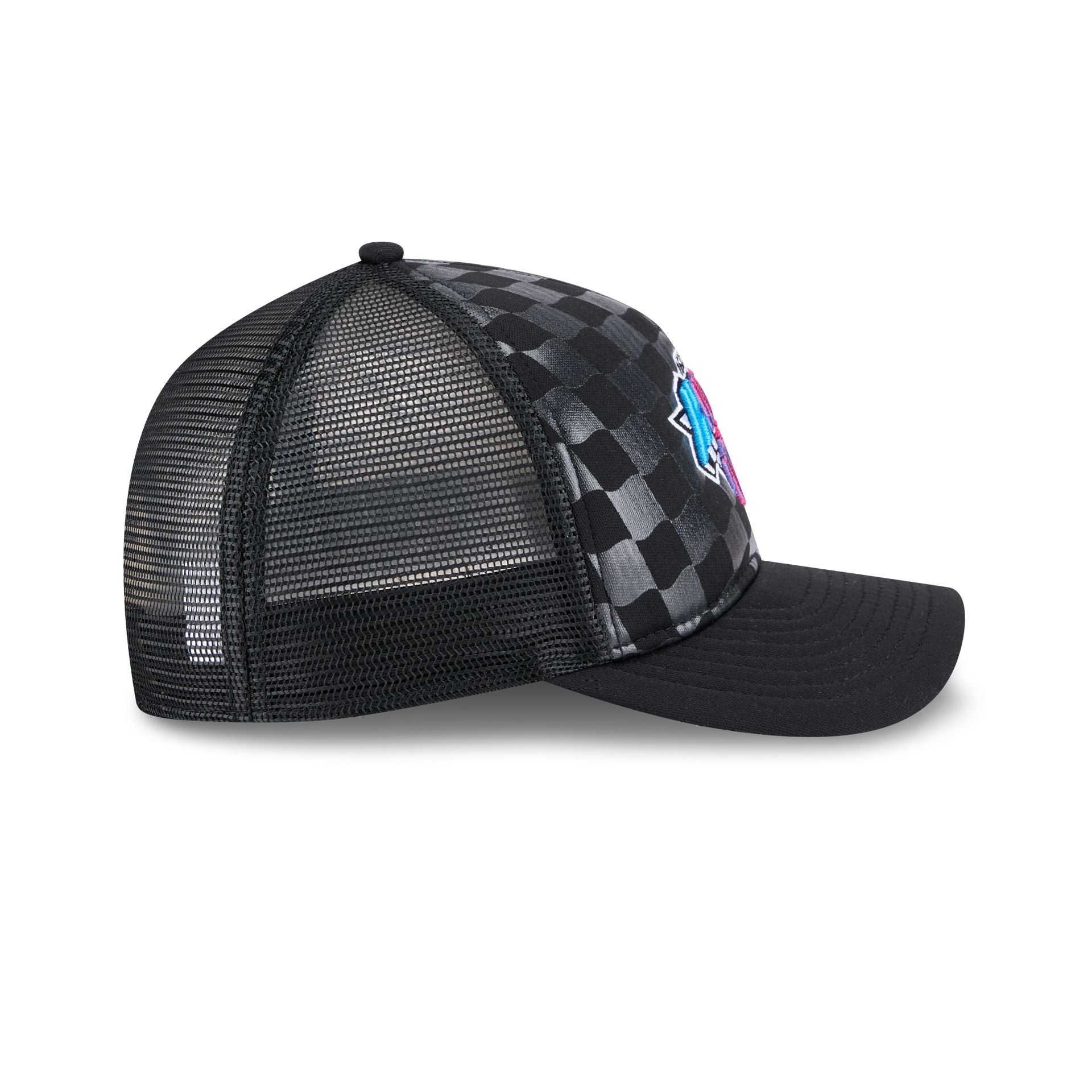 New York Knicks Gradient Raceway 9FORTY M-Crown A-Frame Trucker Hat - Image 5