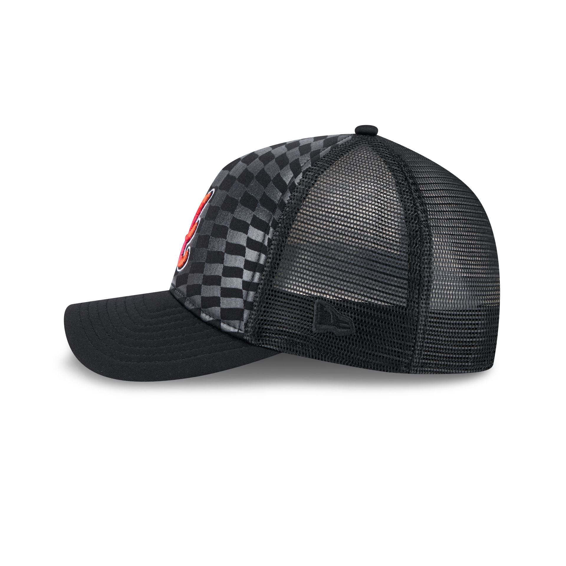 Atlanta Braves Gradient Raceway 9FORTY M-Crown A-Frame Trucker Hat - Image 4