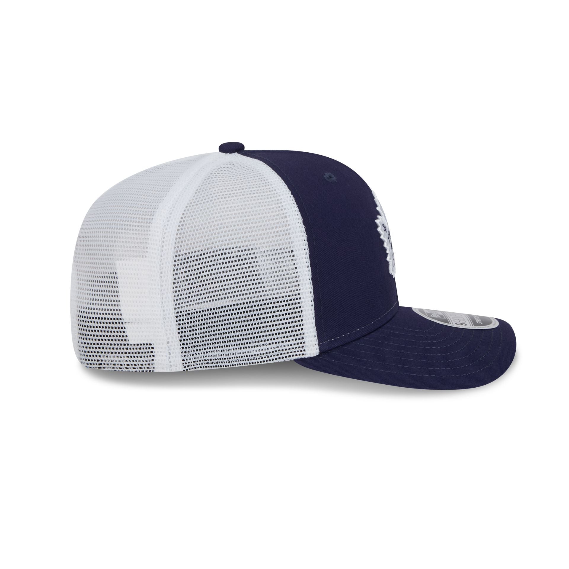 Toronto Maple Leafs Team 9SEVENTY Trucker Hat - Image 5