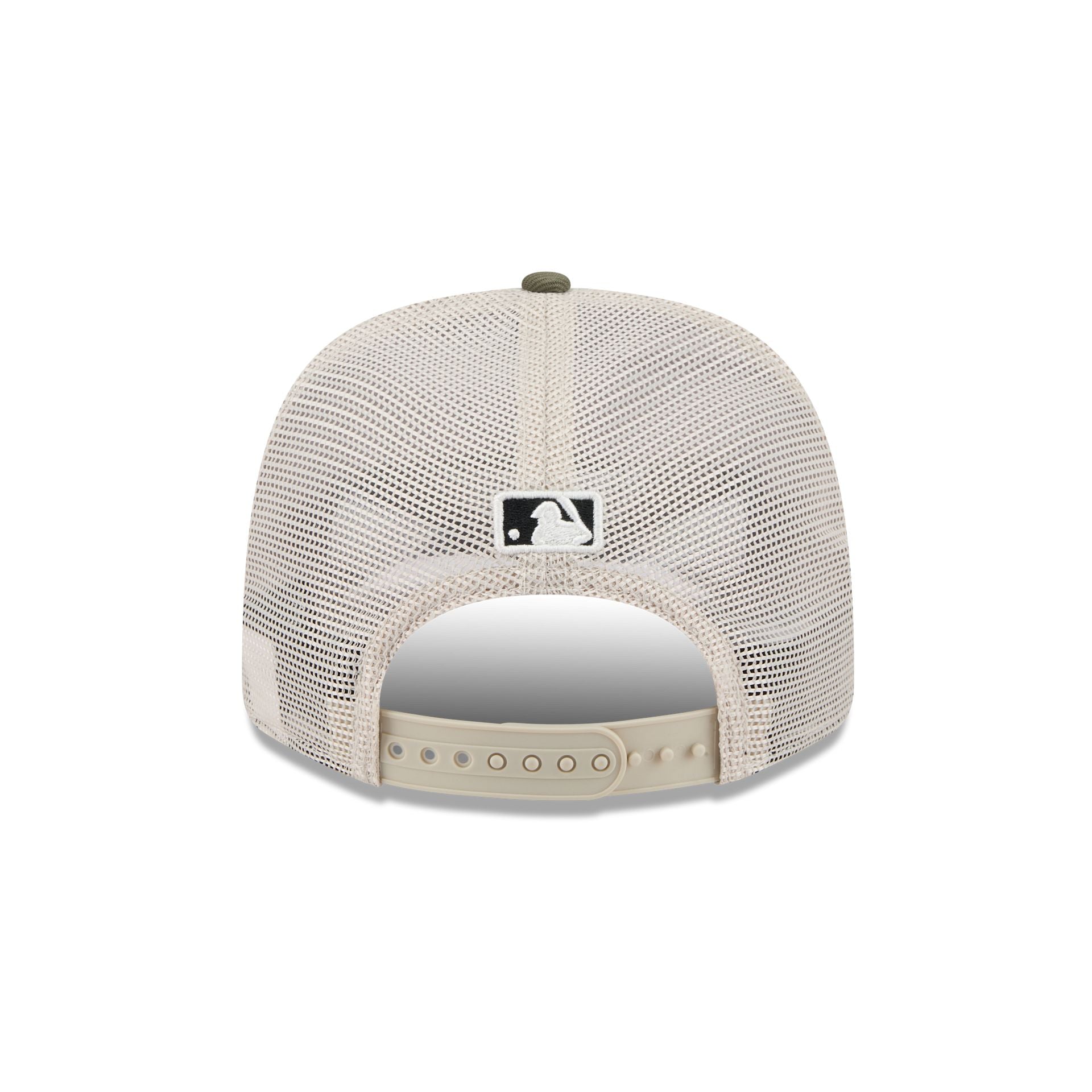 Atlanta Braves Armed Forces Day 2025 9SEVENTY Trucker Hat - Image 6