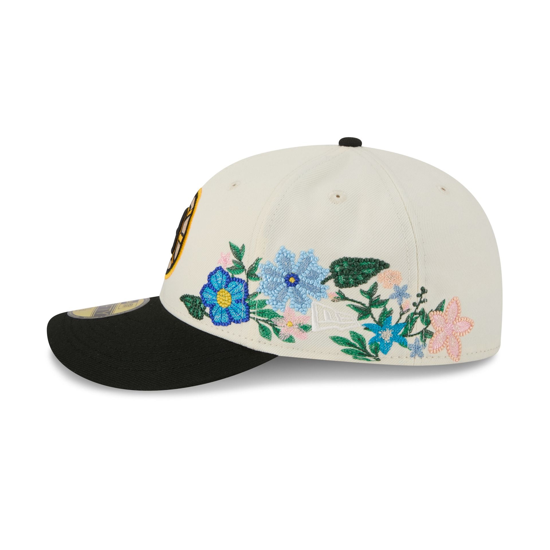 Boston Bruins Tonal Florals White 59FIFTY Fitted Hat - Image 4
