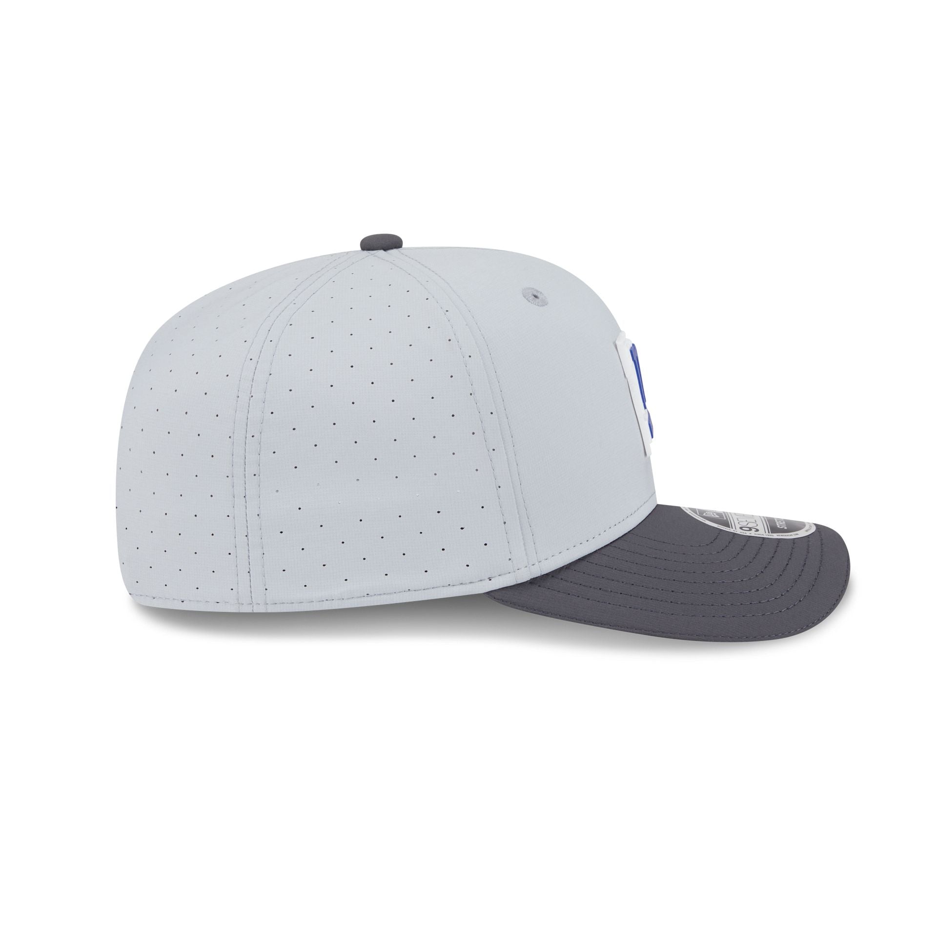 New York Giants 2025 Training Gray 9SEVENTY Stretch-Snap Hat - Image 5