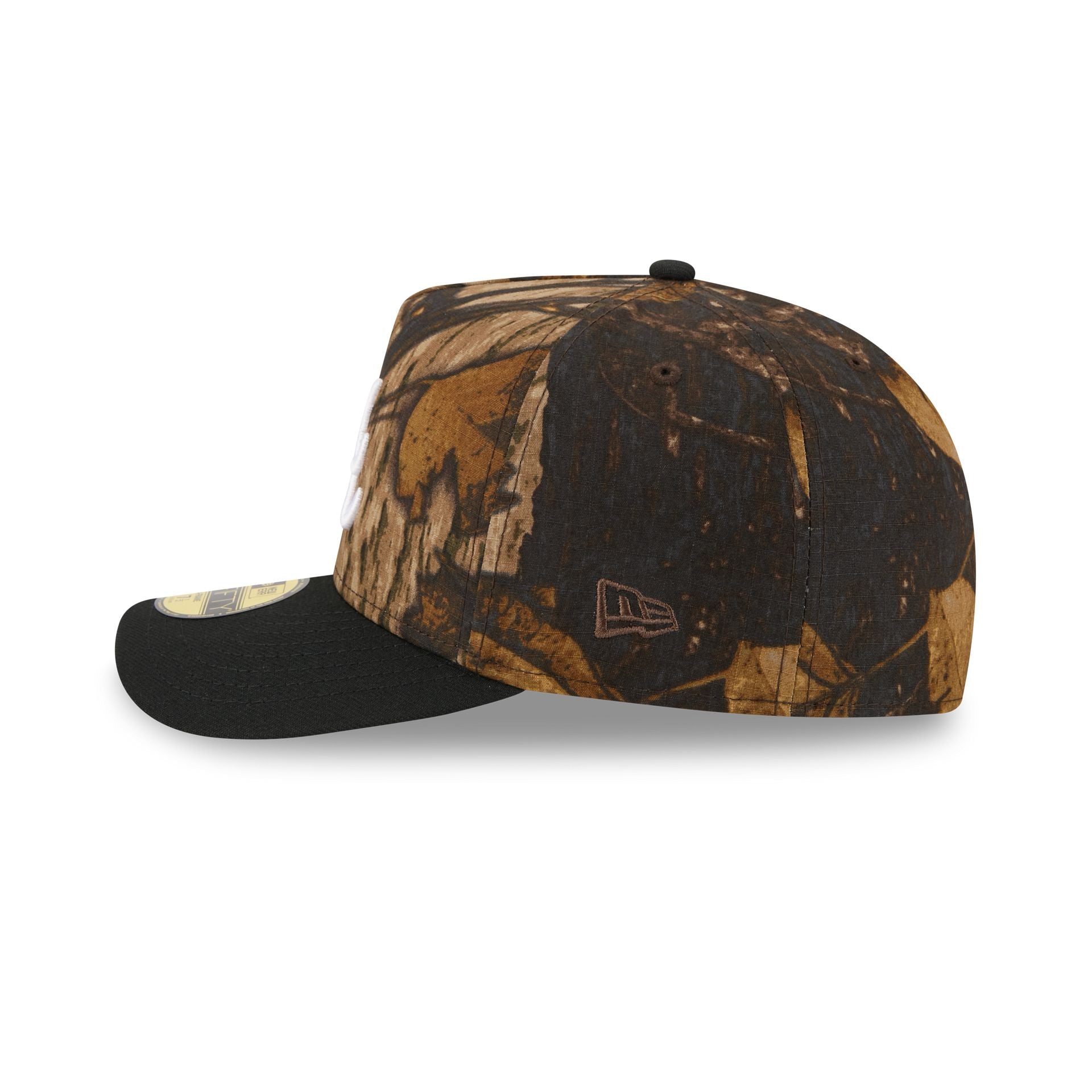 Atlanta Braves Ripstop Camo 59FIFTY A-Frame Fitted Hat - Image 4