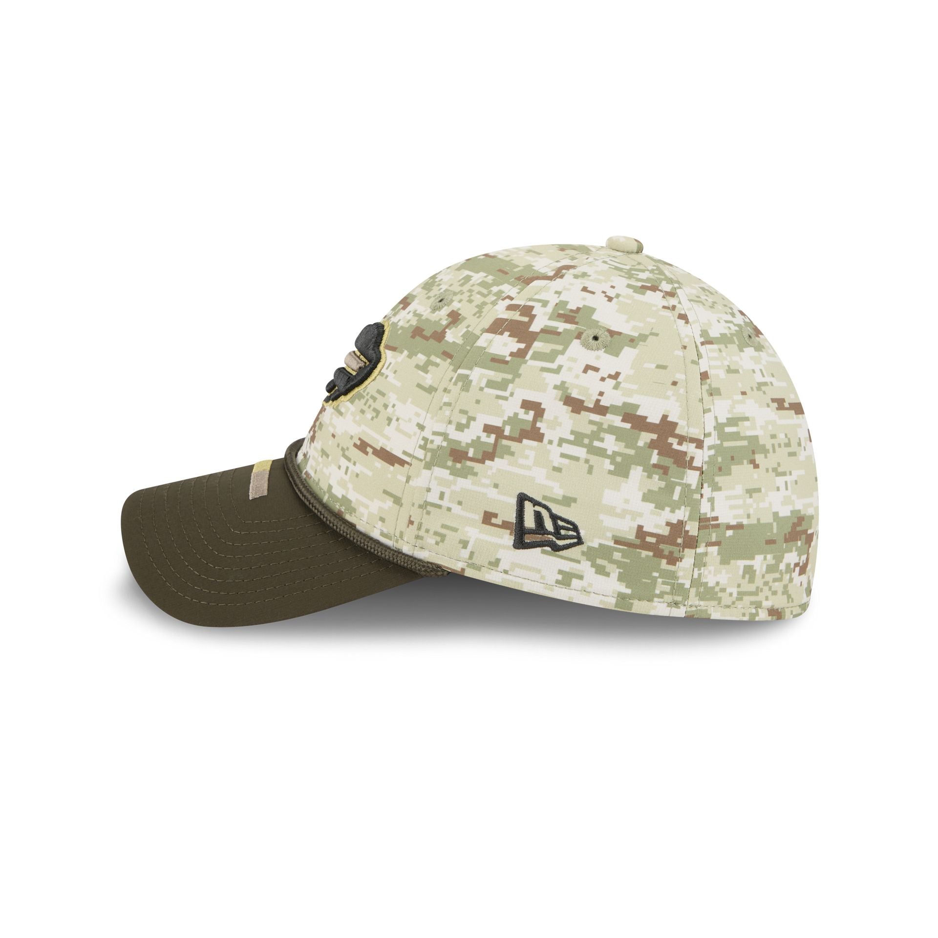 Buffalo Bills 2025 Salute to Service Digi Camo 39THIRTY Stretch Fit Hat - Image 5