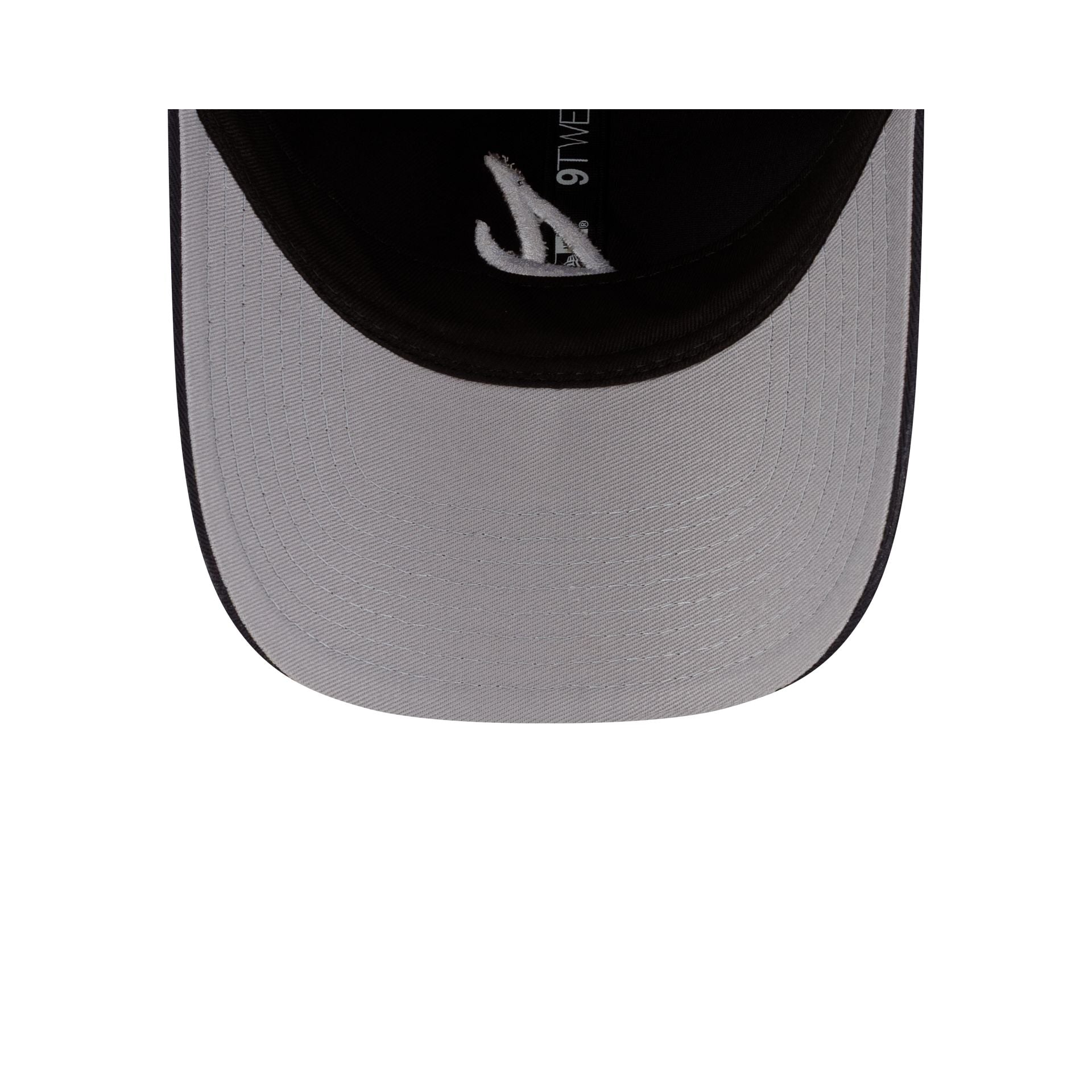 Hidden Pigeon x Atlanta Braves 9TWENTY Adjustable Hat - Image 7